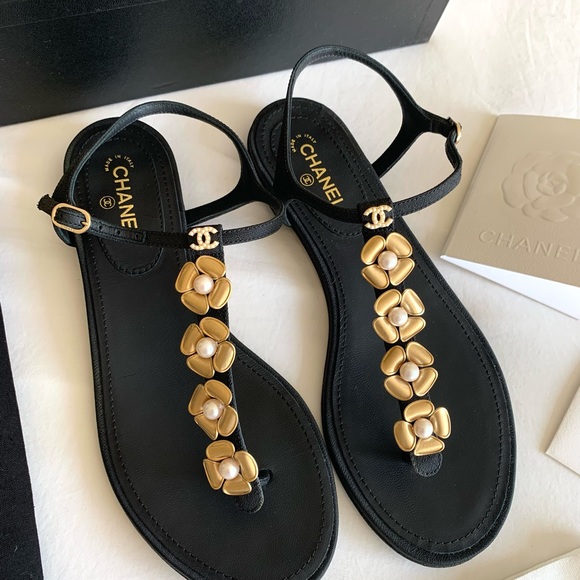 Authentic CHANEL Black Leather Sandals - Picture 1 of 13